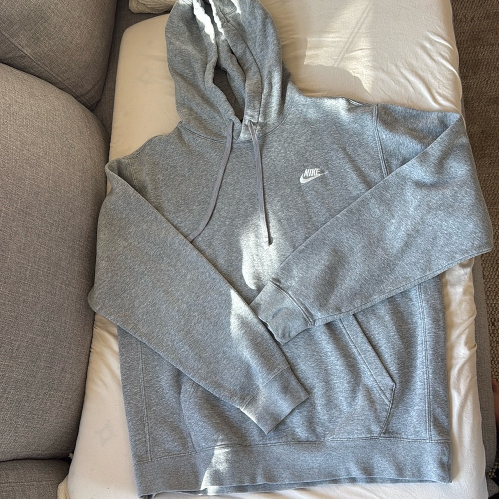 Nike Men’s Hoodie size medium tall